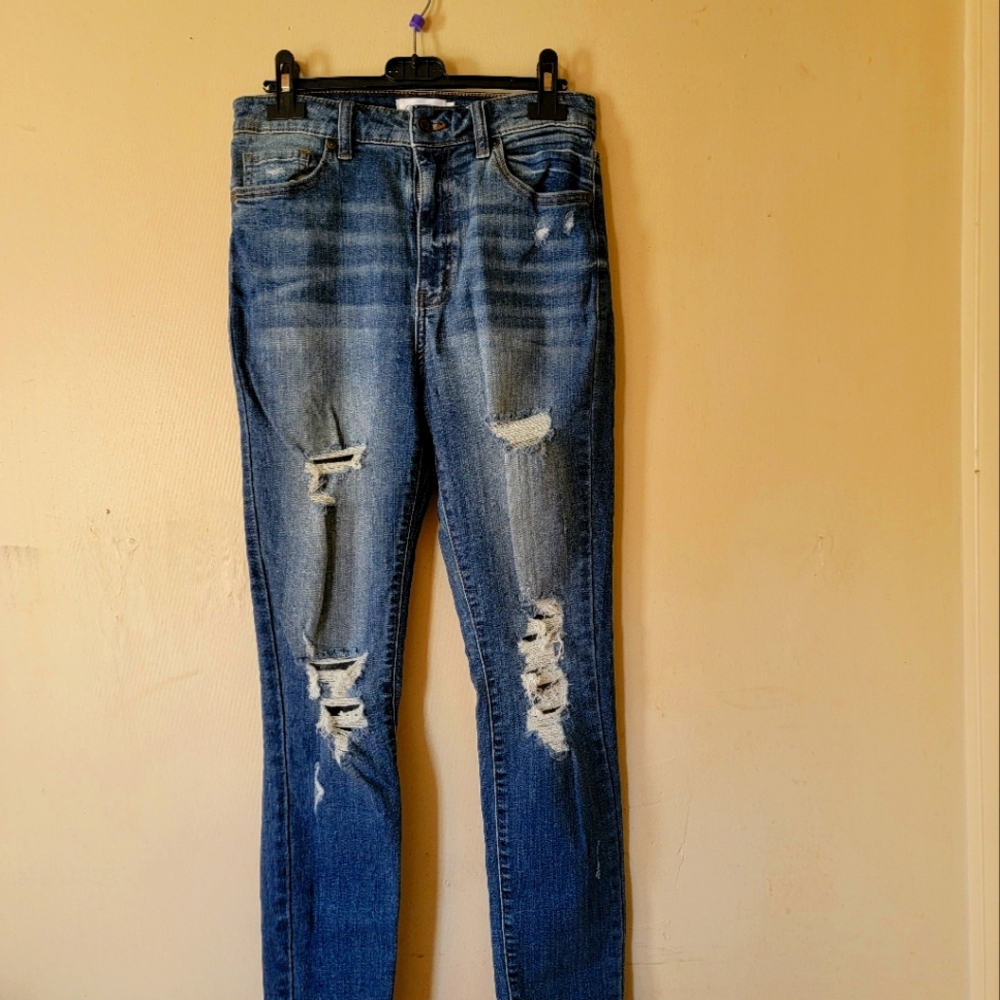 Oasis Jean's